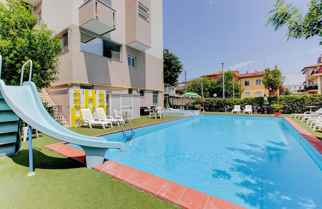 Sympathy Family Hotel-1